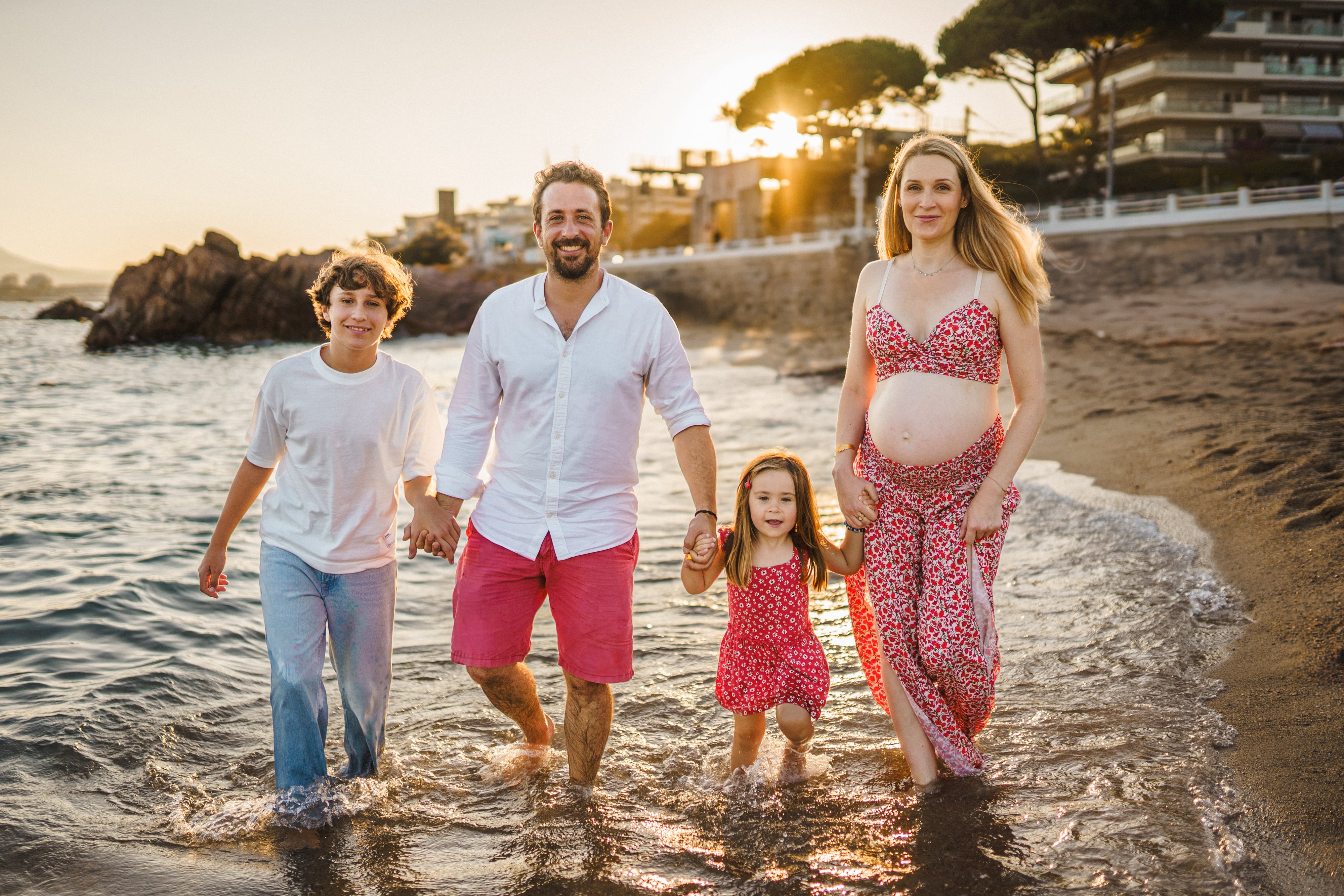 photographe cannes plage famille grossesse
